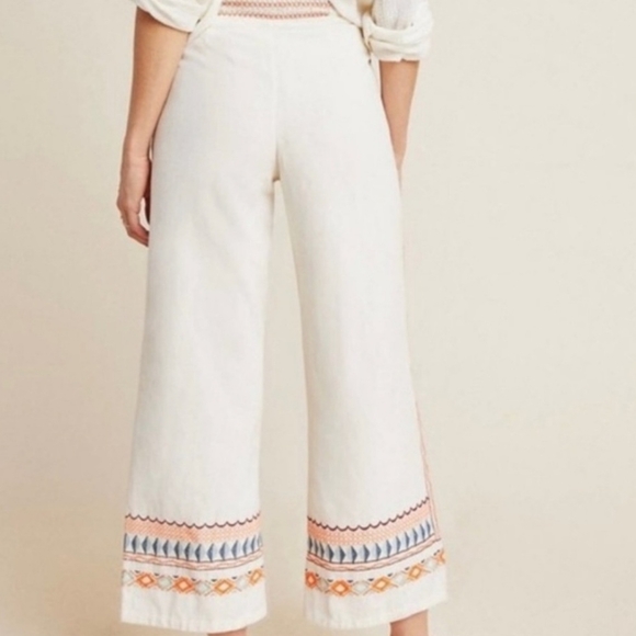 ANTHROPOLOGIE WOMEN'S CREAM ISLANDER EMBROIDERY STRAIGHT LEG CROP, SIZE 6. - Picture 2 of 10